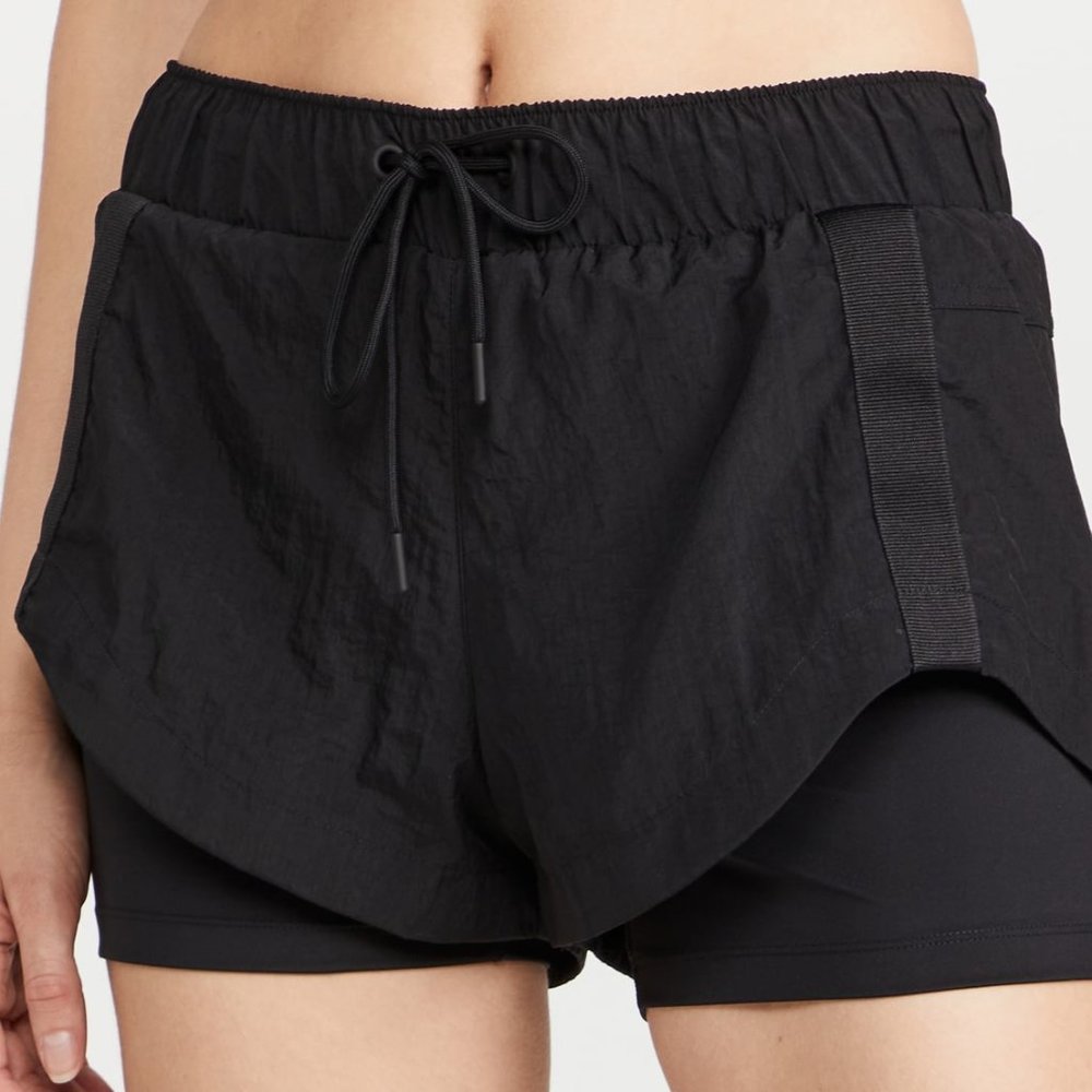 New with Tags! New Balance x Bandier Woven Tech Shorts
